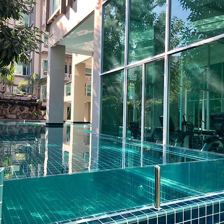 The Lux Ladprao 10 Aparthotel Bangkok Luaran gambar