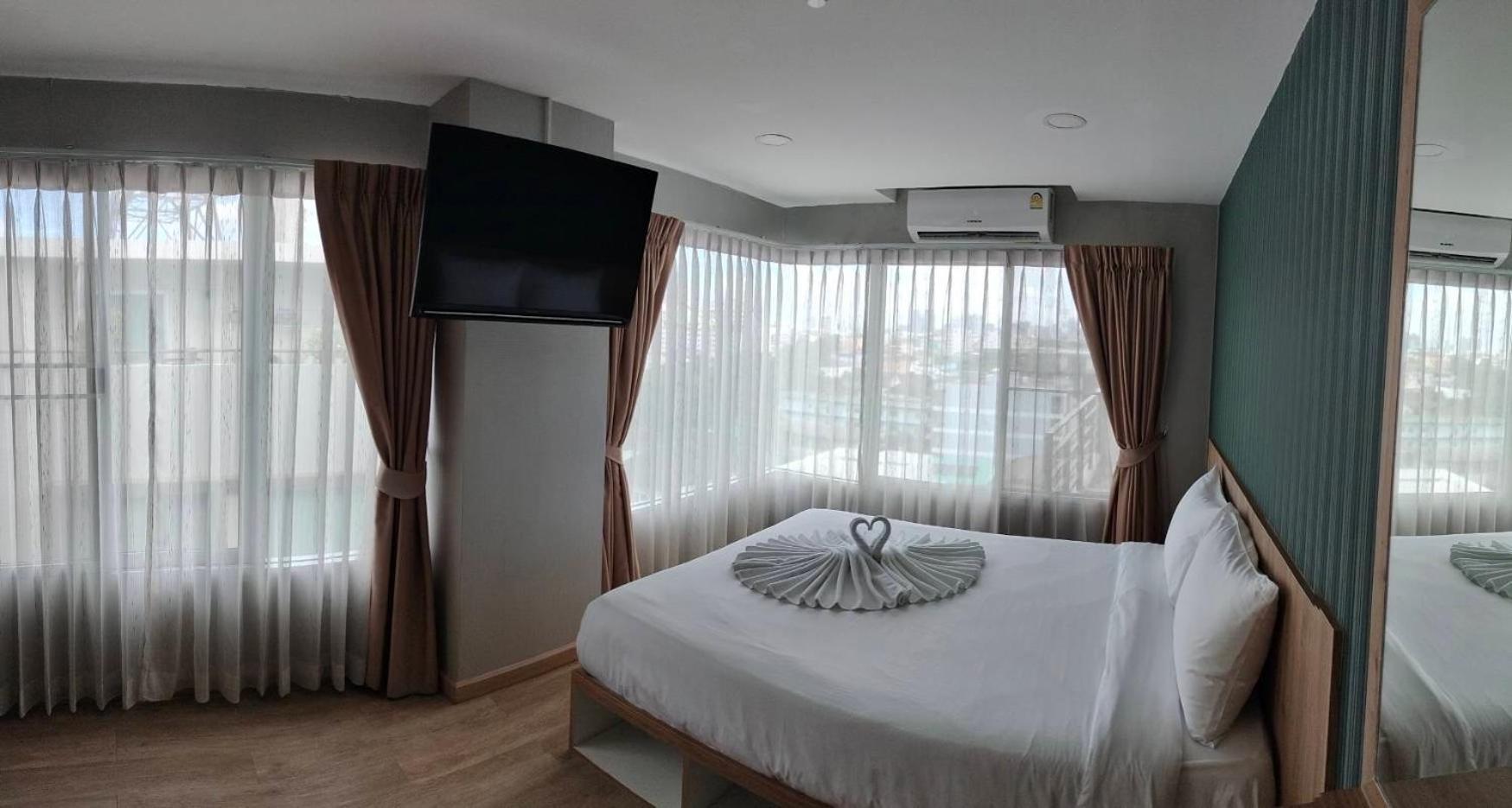 The Lux Ladprao 10 Aparthotel Bangkok Luaran gambar